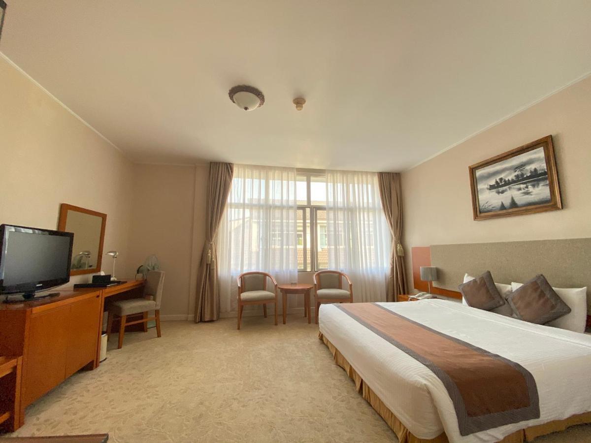 Muong Thanh Holiday Da Lat Hotel Exterior photo